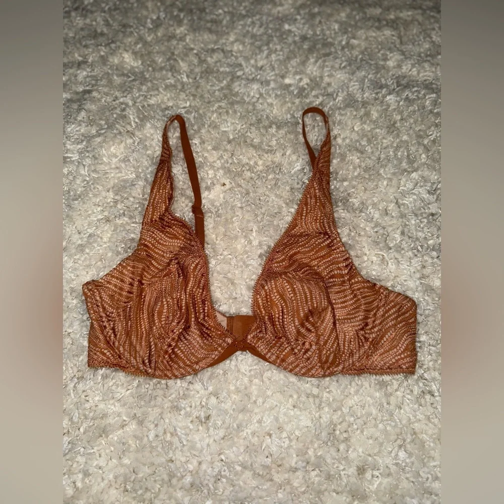 Victoria’s Secret Unlined Sexy Plunge Bra Ginger Luxe Zebra Pattern Sz 32C - Picture 1 of 11